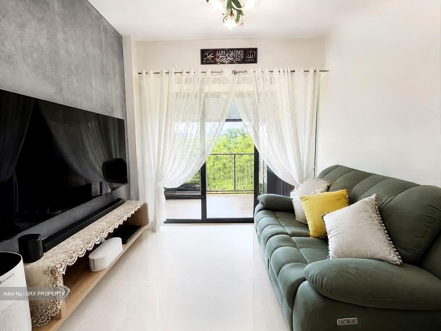Hougang Avenue 10 (D19), Condominium #613954901